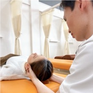 首の症状でお悩みの方